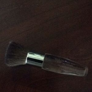 Trish mcevoy brush m20